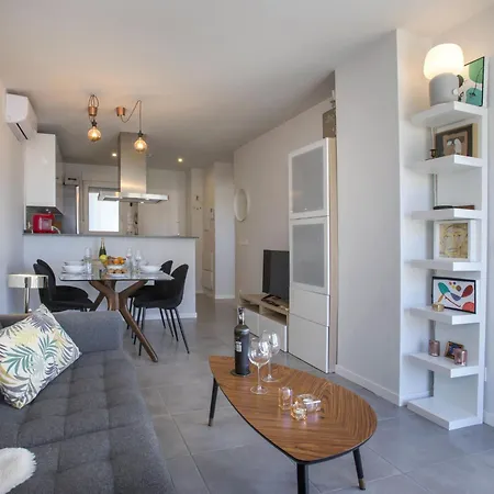 Victoria Playa Iii By Interhome